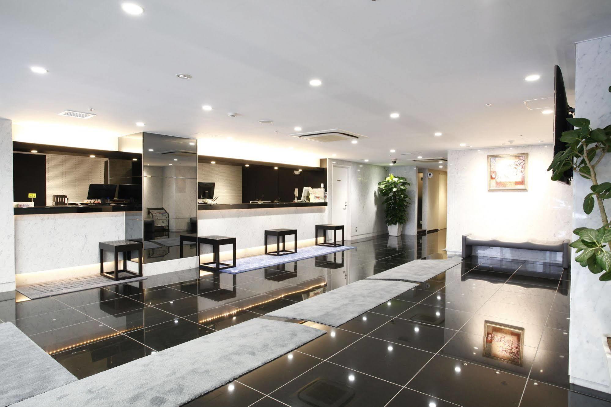 טוקיו New Central Hotel מראה חיצוני תמונה